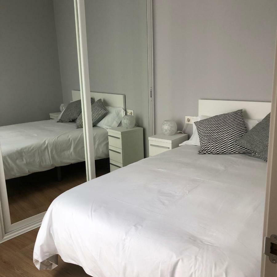 Apartaments L'Ametller Cervera  Bagian luar foto